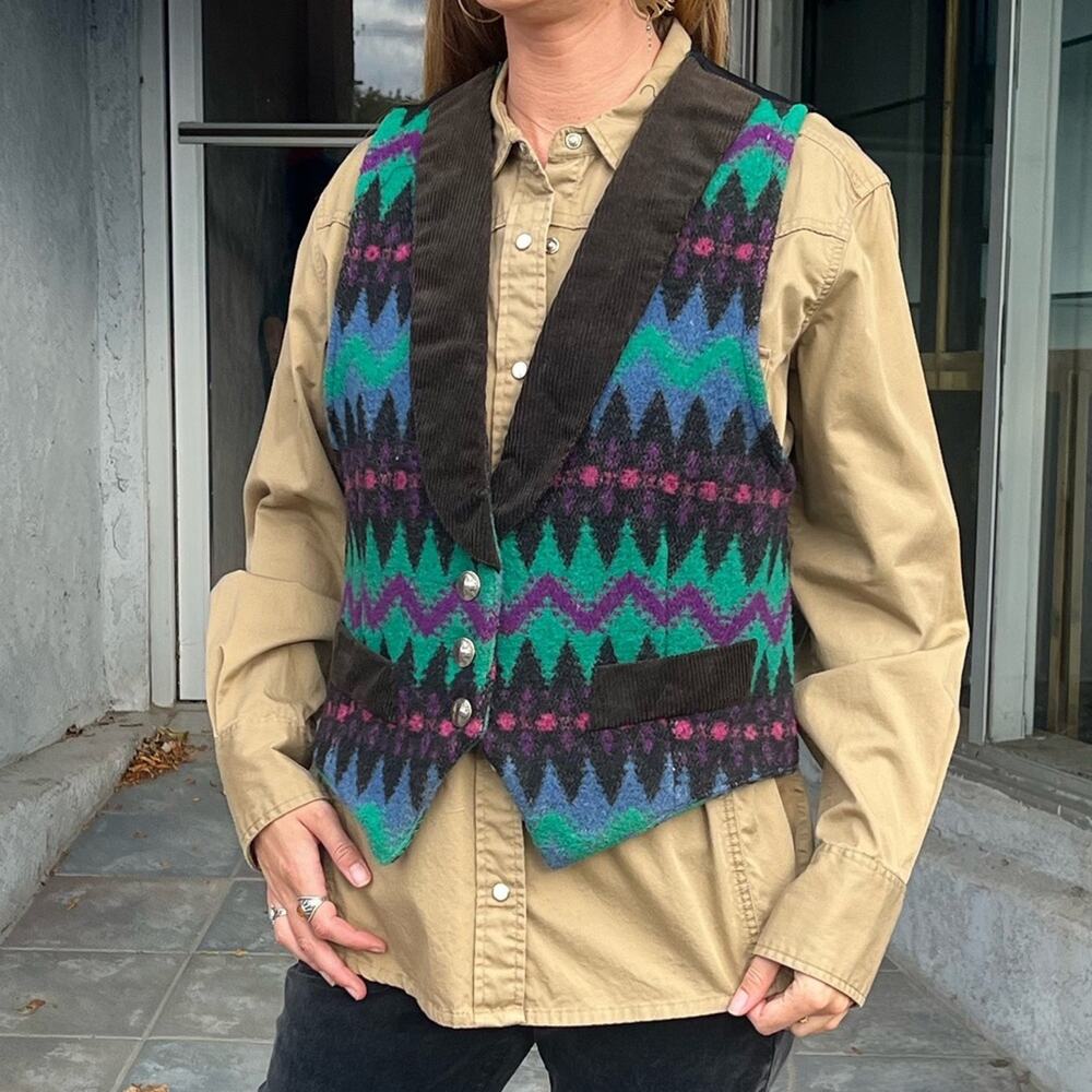 Vintage 80s Circle T Southwestern Vest M | Wool Corduroy Lapel Buffalo Buttons